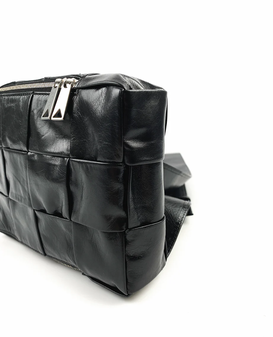 Bottega Veneta Black Cassette Sling Bag - Image 3