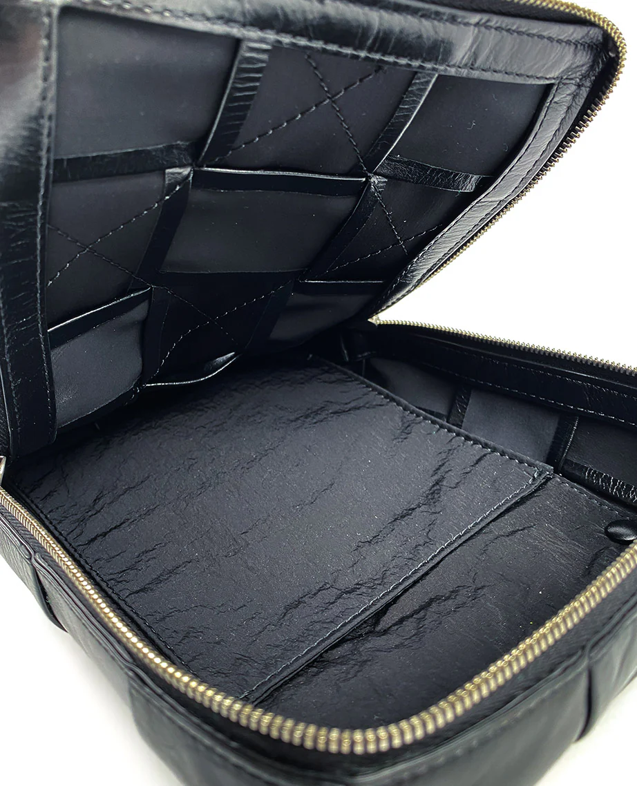 Bottega Veneta Black Cassette Sling Bag - Image 7