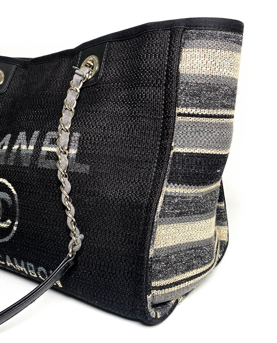 Chanel Deauville Cloth Bag Small GHW - Image 7