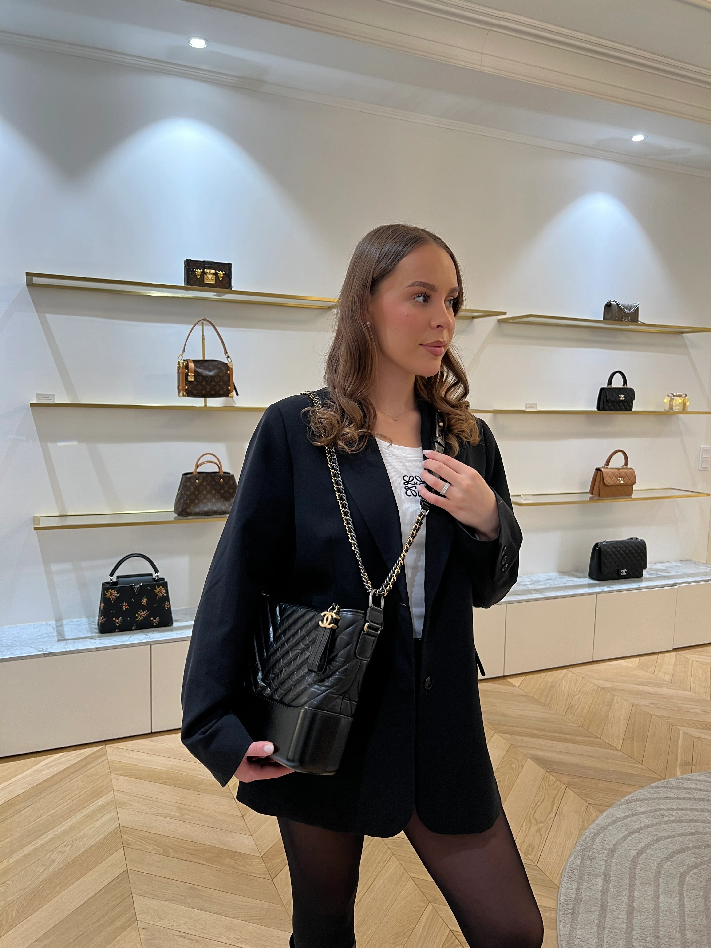 Chanel Gabrielle Medium Hobo Bag Black Chevron - Image 9