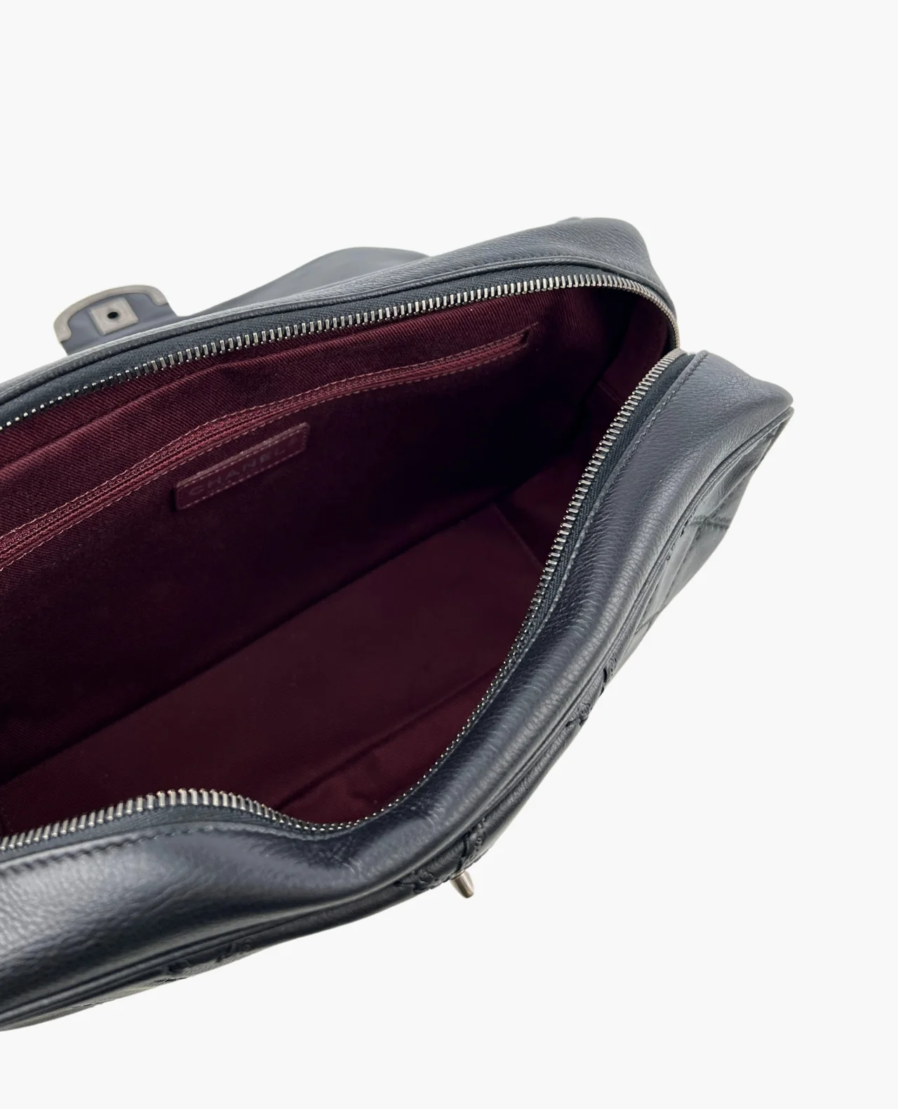 Chanel Quilted Calfskin Coco Sporran Jumbo Flap Bag Black - Image 5