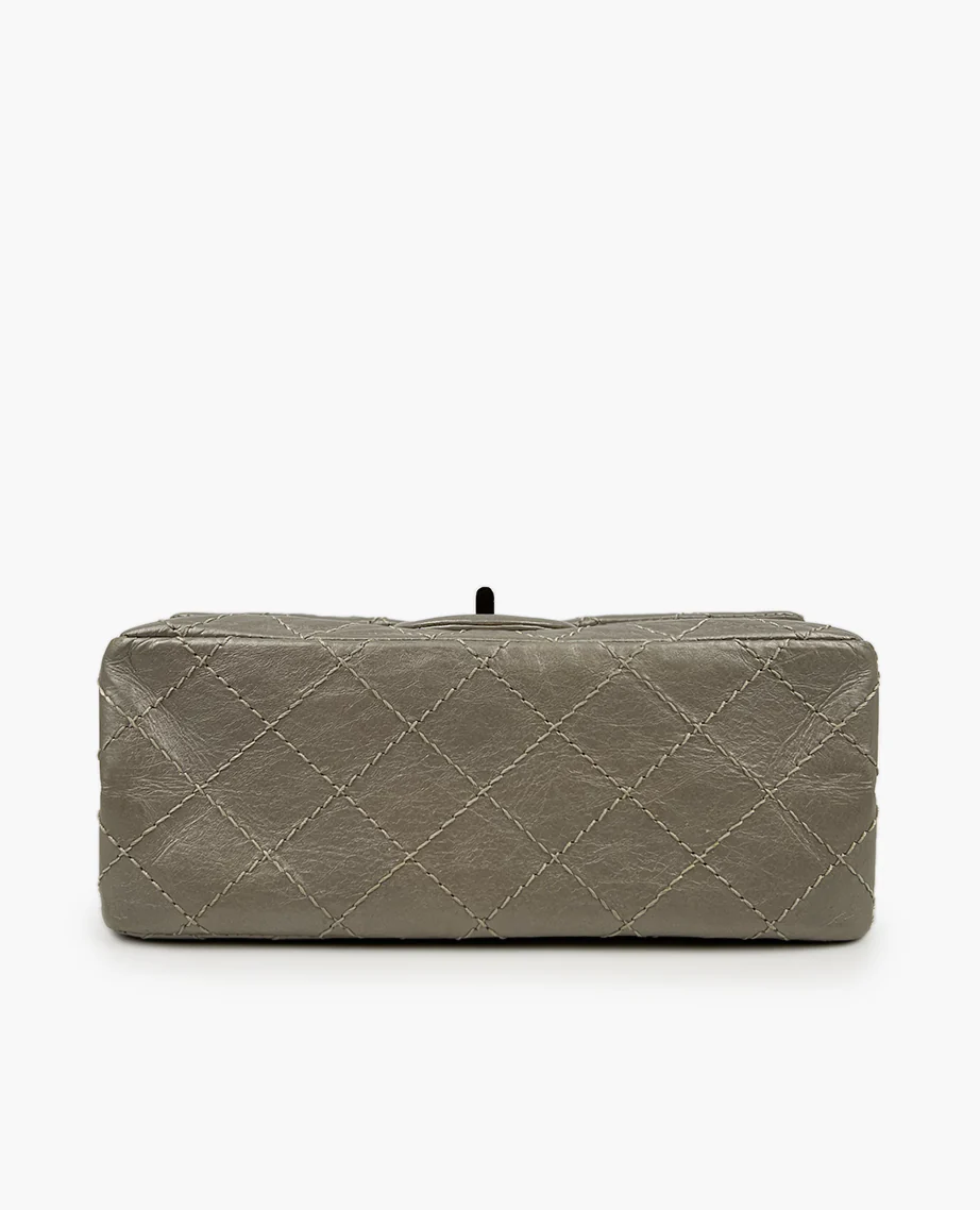 Chanel Silver Quilted 2.55 Reissue Flap Bag SHW - Image 4
