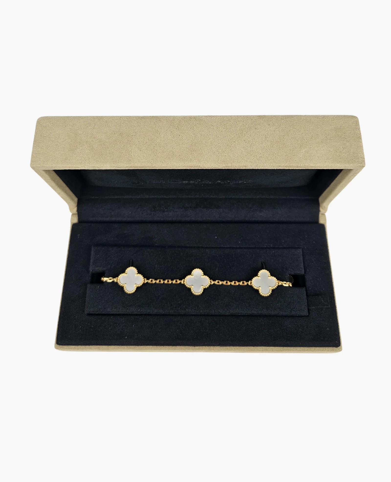 Van Cleef & Arpels Vintage Alhambra Mother-of-Pearl Bracelet 5 Motif Yellow Gold 18k - Image 4