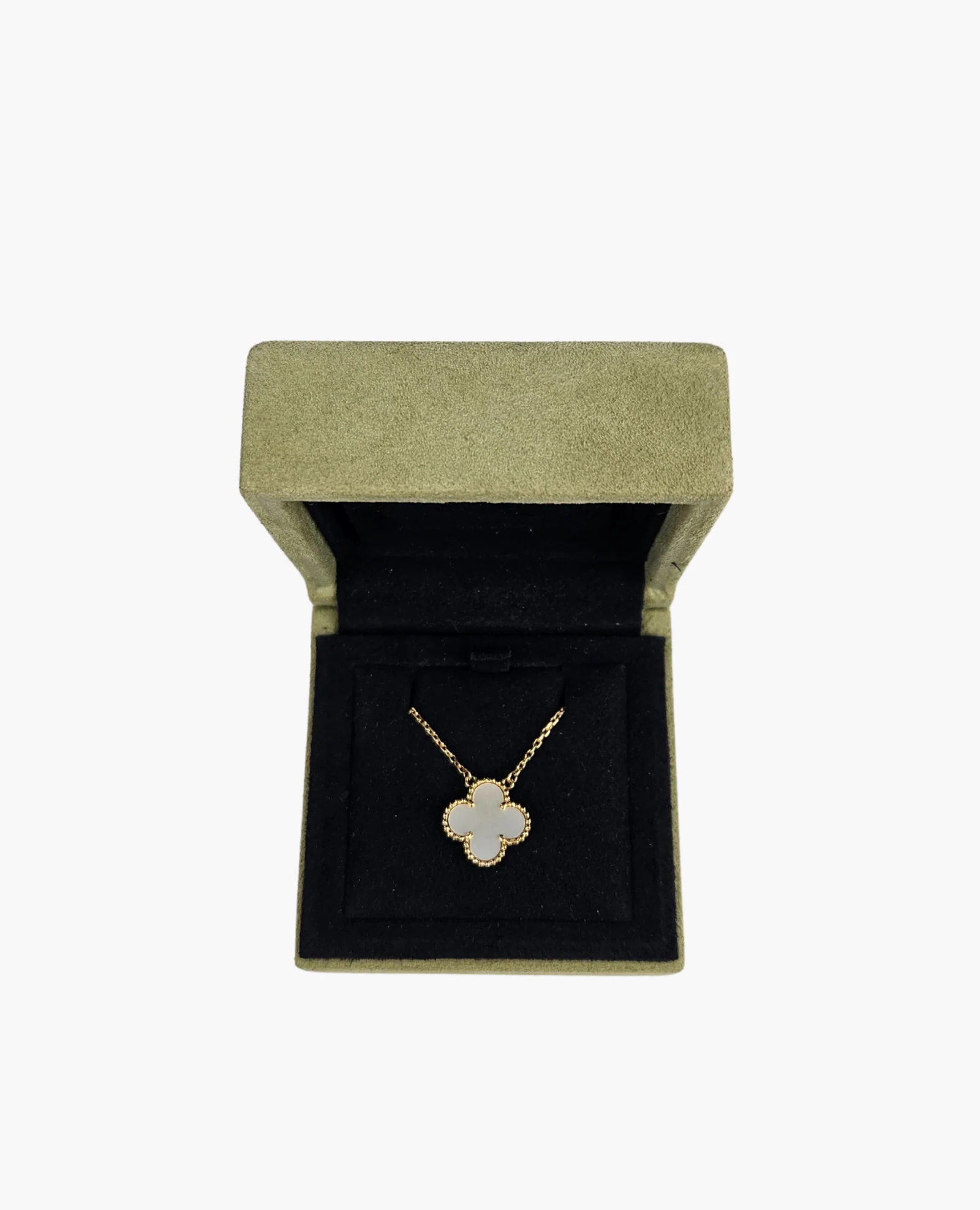 Van Cleef & Arpels Vintage Mother-of-Pearl Necklace Yellow Gold - Image 5